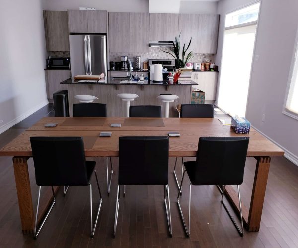 Les meilleures tables de cuisine pour optimiser l’espace